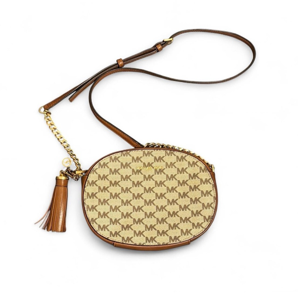 Women’s Jet Set Travel Medium 
Signature Logo Crossbody MK Bag